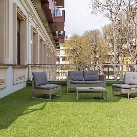 Two Bedroom Cathedral View Apartment ヴァルナ エクステリア 写真